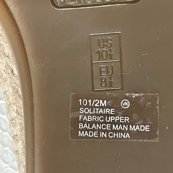 Aerosoles women’s pink/blue fabric, espadrille flat slip on Size 10.5 M-US. - Picture 6 of 10